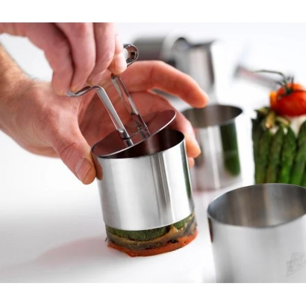 PATISSE Set Of 3 Stainless Steel Cake Rings 9cm + Tamper 5 PATISSE Set Of 3 Stainless Steel Cake Rings 9cm + Tamper - Image 3